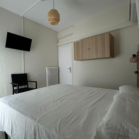 Hostal Restaurant Casa Comaulis La Vajol 外观 照片