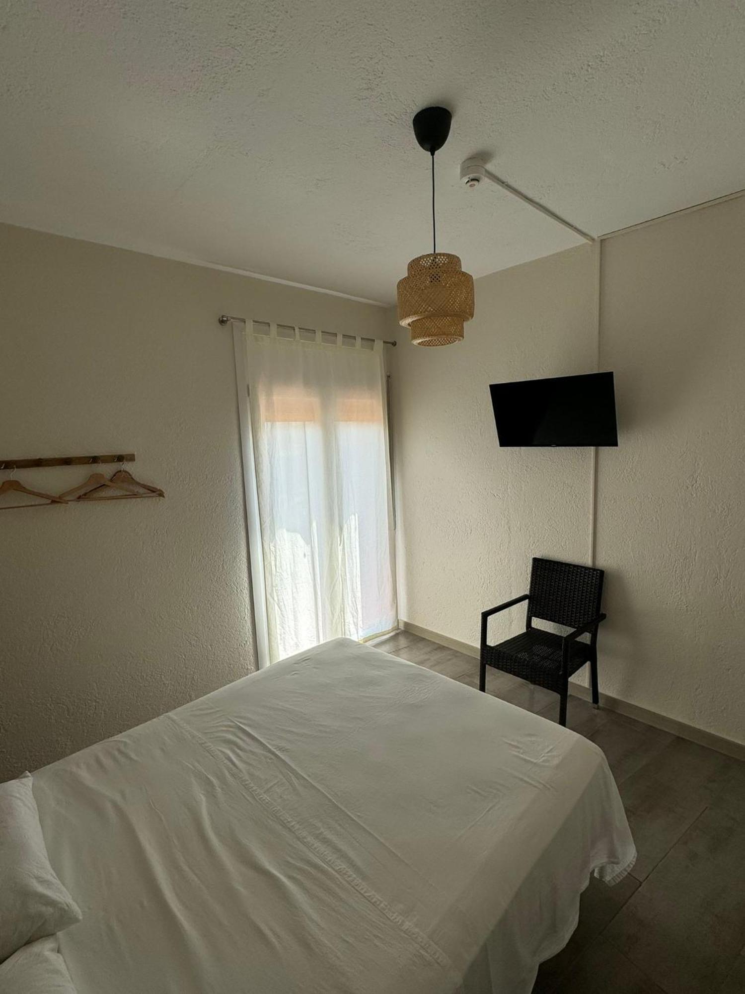 Hostal Restaurant Casa Comaulis La Vajol 外观 照片