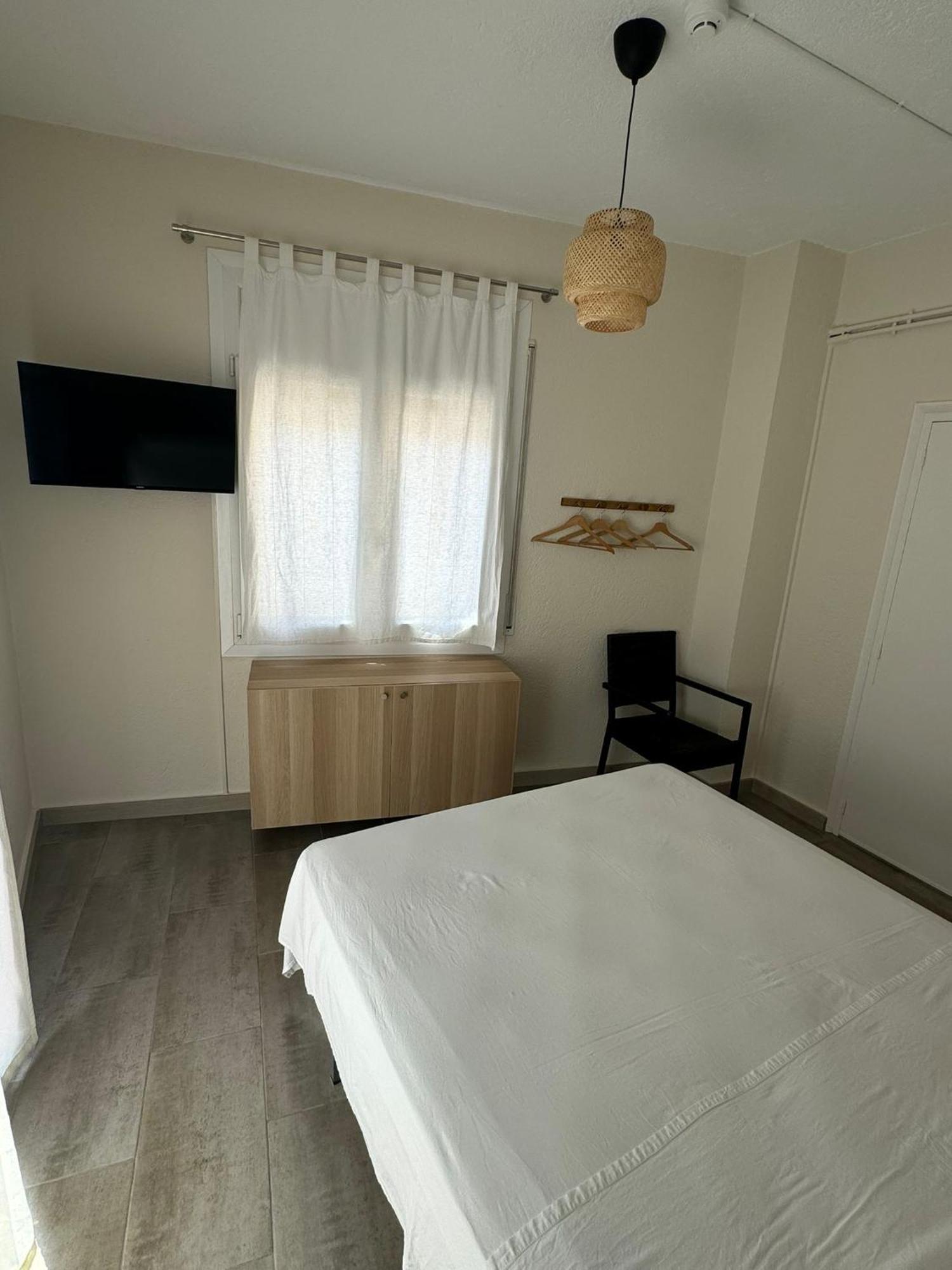 Hostal Restaurant Casa Comaulis La Vajol 外观 照片